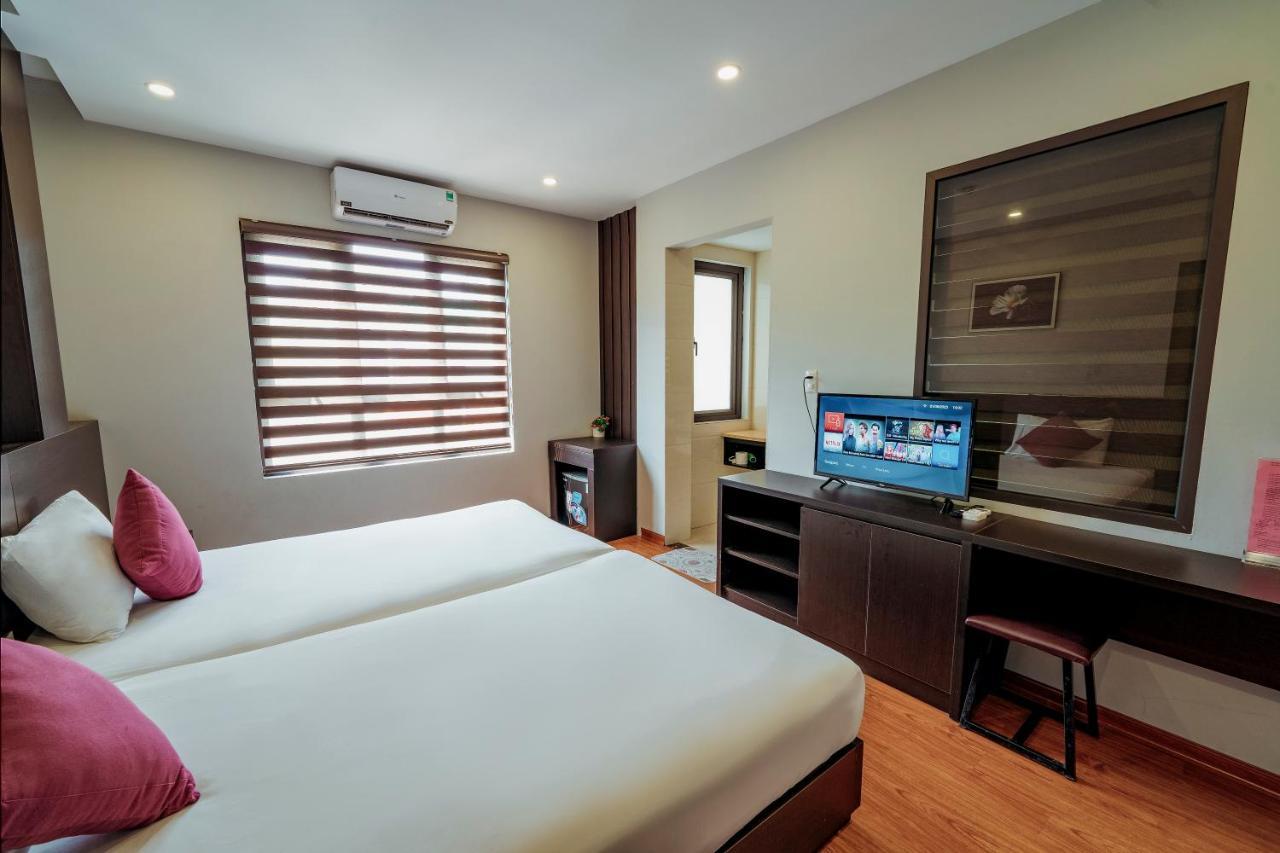 Ivy Hotel Hạ Long Exterior foto